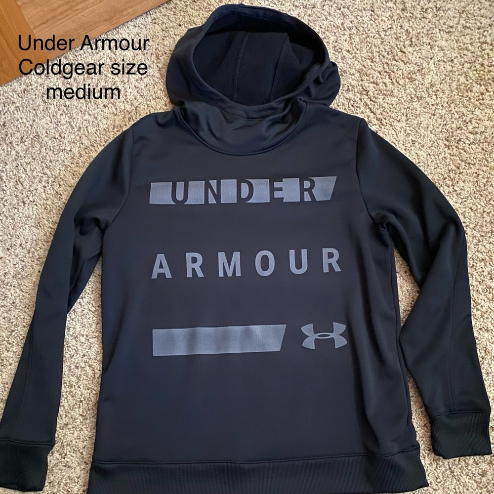 Under Armour size M black ColdGear hoodie
